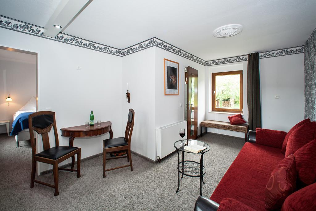 Hotel Hinter Den Spiegeln Heimbach Zewnętrze zdjęcie